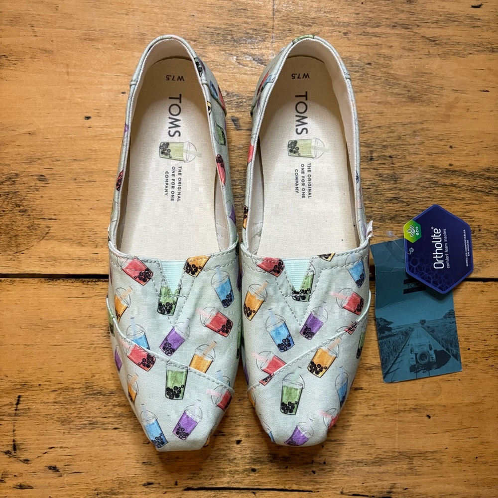 RARE TOMS Women’s Limited Edition Matcha Boba Tea Alpargata Slip-Ons NWT US 7.5